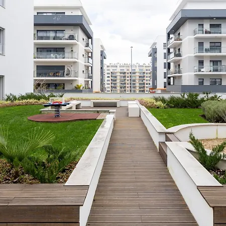 Luxury Refuge - Seixal Bay *